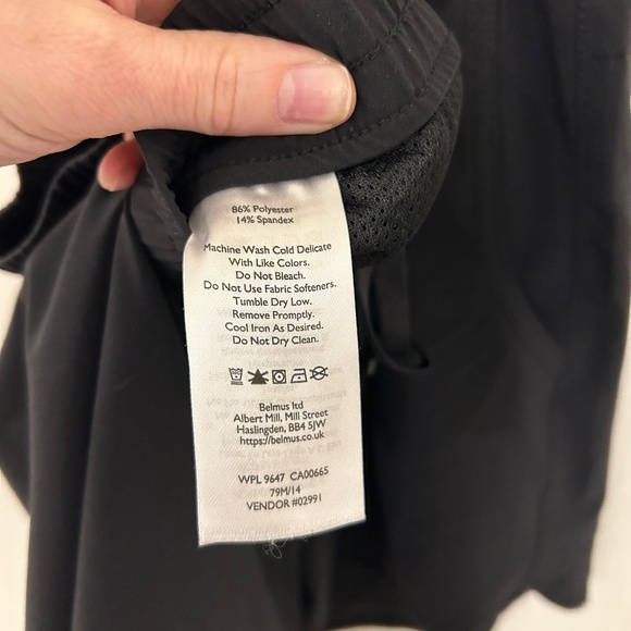 Eddie Bauer Black Women's Departure Amphib Shorts - Picture 9 of 9